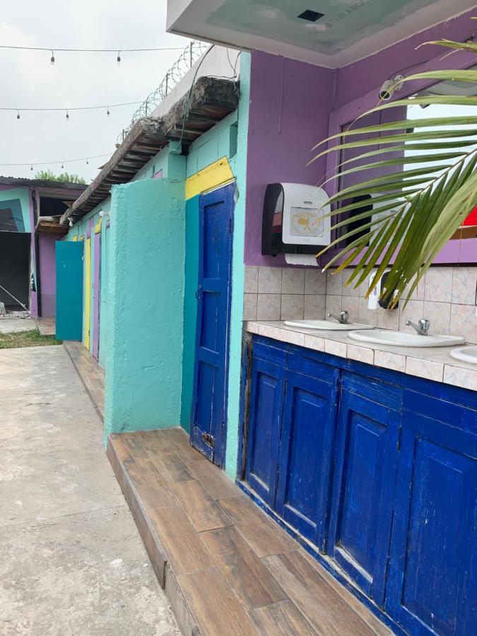 Funk Yeah Hostel Antigua Esterno foto