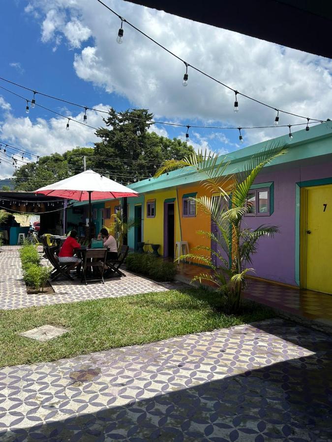 Funk Yeah Hostel Antigua Esterno foto